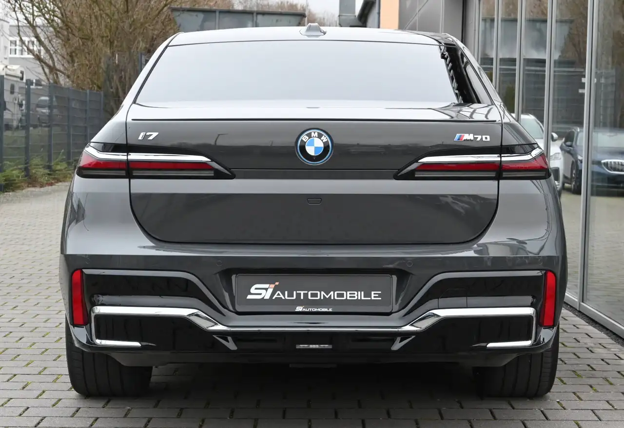 BMW i7 M70 xDrive *UVP 223.369€*VOLLLEDER+ALCANTARA* — Vehicle gallery 4