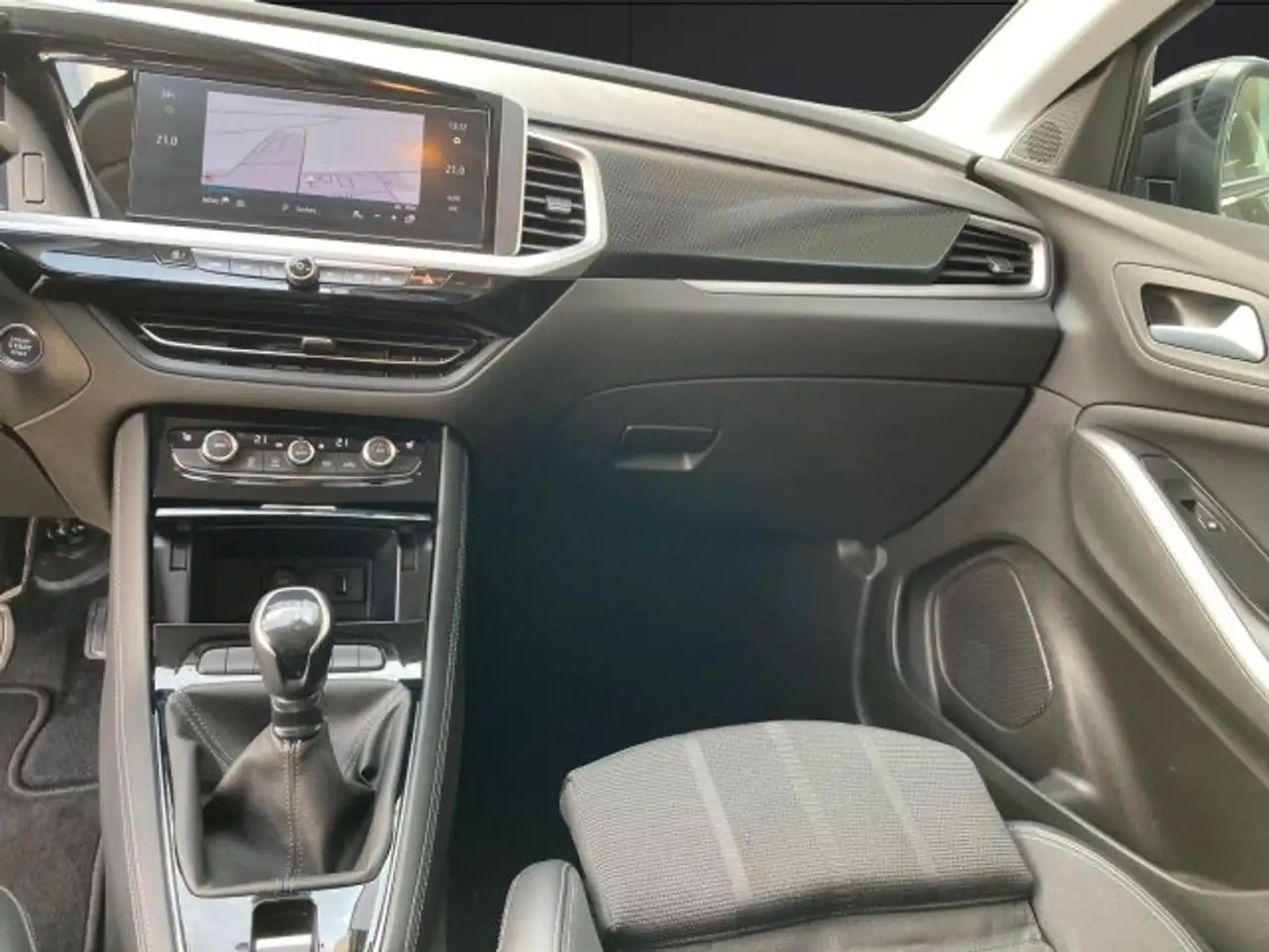 Opel Grandland Grandland 1.2 Turbo GS Line AAC SHZ Allwetter — Vehicle gallery 13