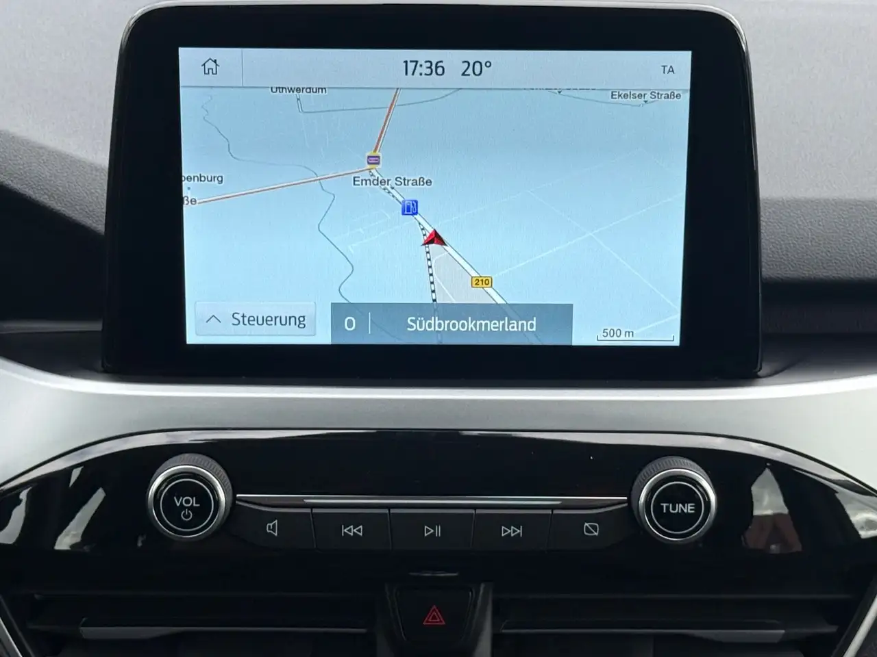 Ford Kuga Cool & Connect-AHK-PDC-CarPlay-1-Hand/SHZ — Vehicle gallery 13