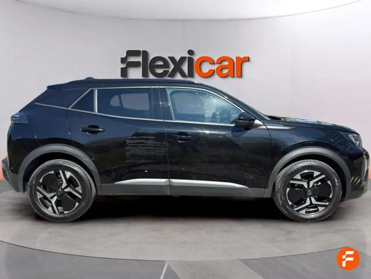 Peugeot 2008 1.2 PureTech S&S Allure EAT8 130 — معرض صور السيارة 8