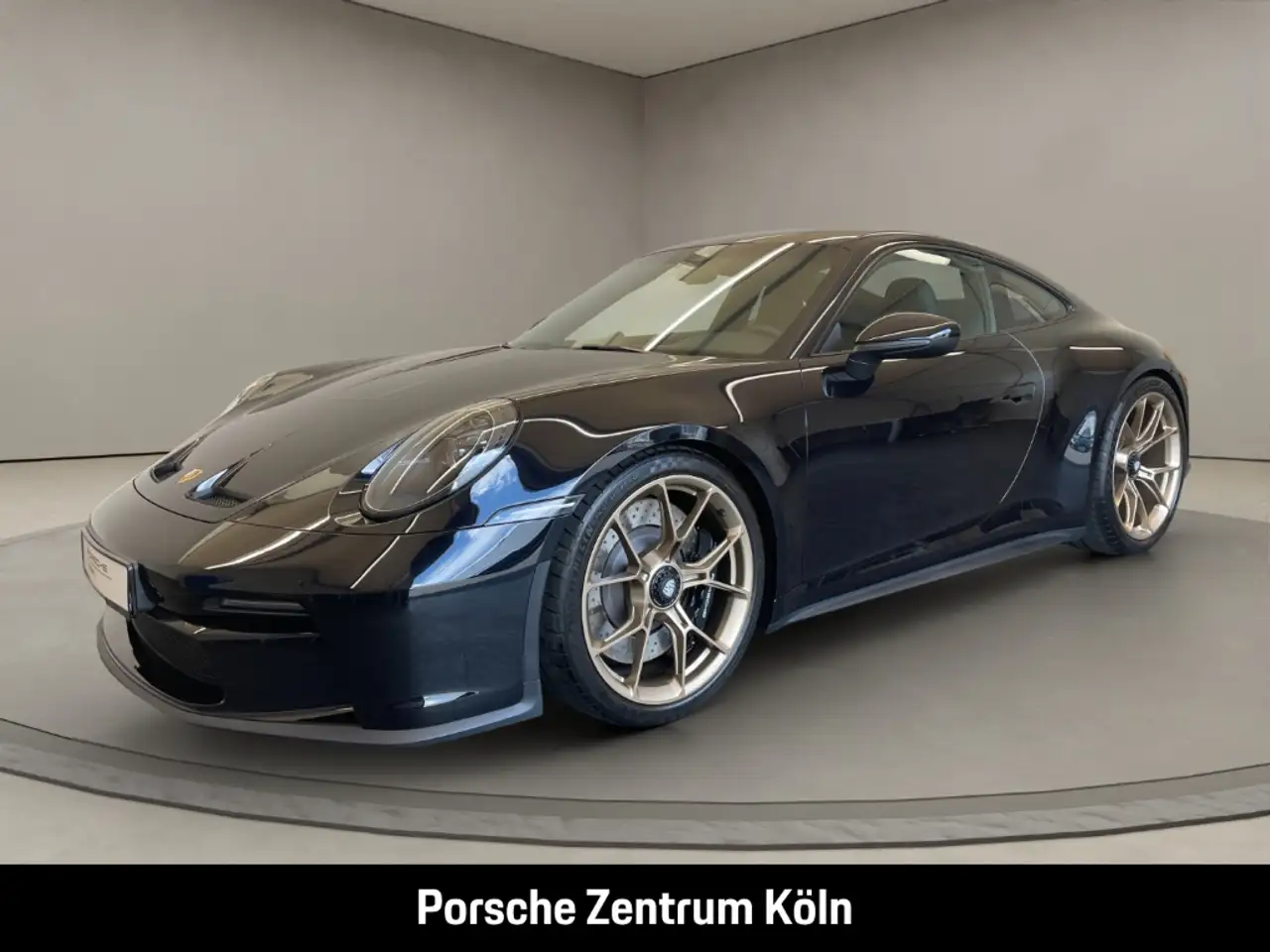 Porsche 992 911 GT3 mit Touring-Paket Liftsystem-VA BOSE — Köln
