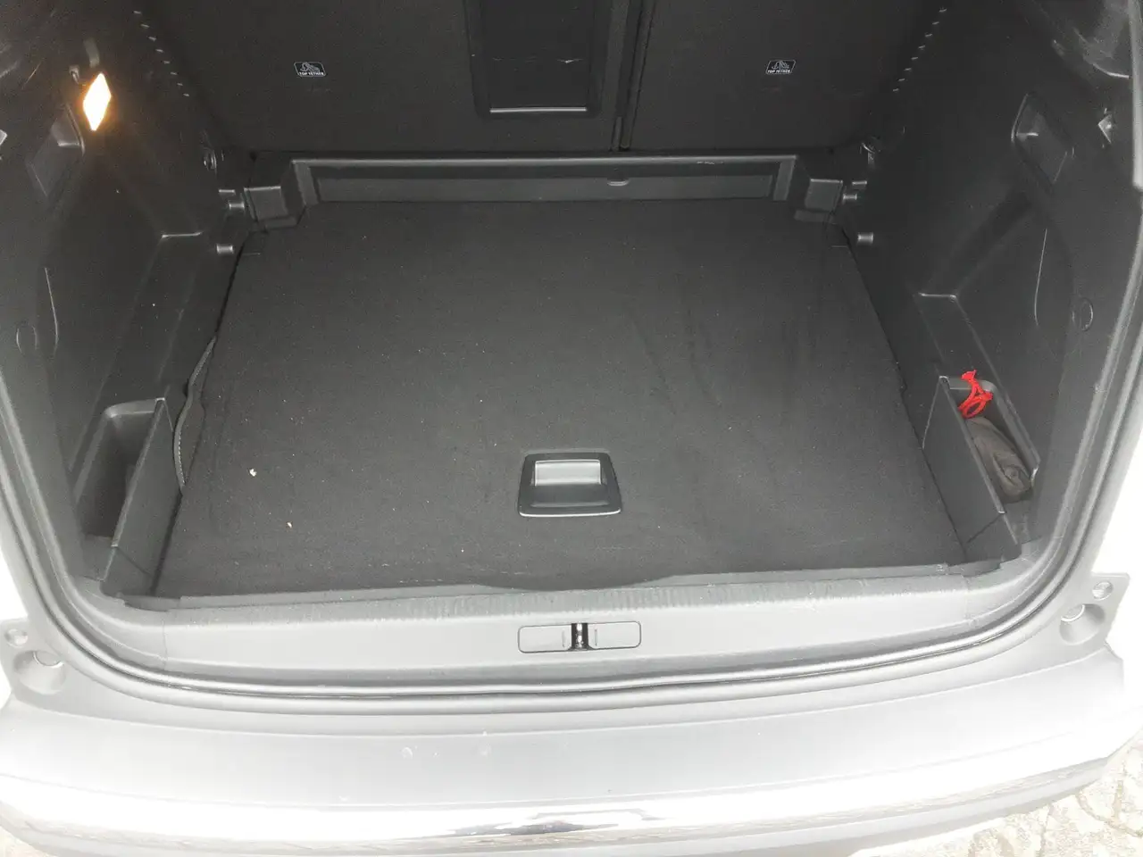 Peugeot 3008 Hybrid 136 eDSC6 GT ACC LED Navi PDC Kamera — Vehicle gallery 13
