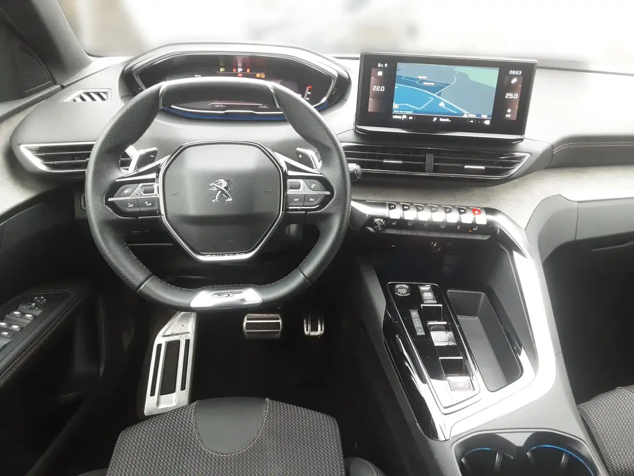Peugeot 3008 Hybrid 136 eDSC6 GT ACC LED Navi PDC Kamera — Vehicle gallery 10