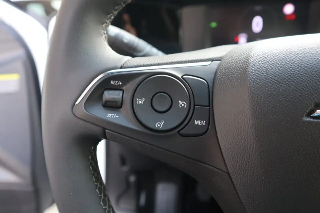 Opel Mokka Mokka GS / VIP BLITZ - Deal ! / NEU € 30.225,- — Vehicle gallery 12