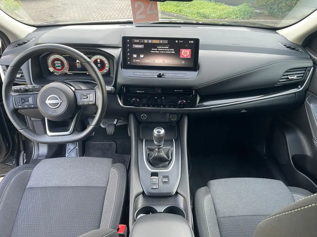 Nissan Qashqai 1.3 DIG-T N-Connecta | NAVI | 360° | beh — Galerie du véhicule 11