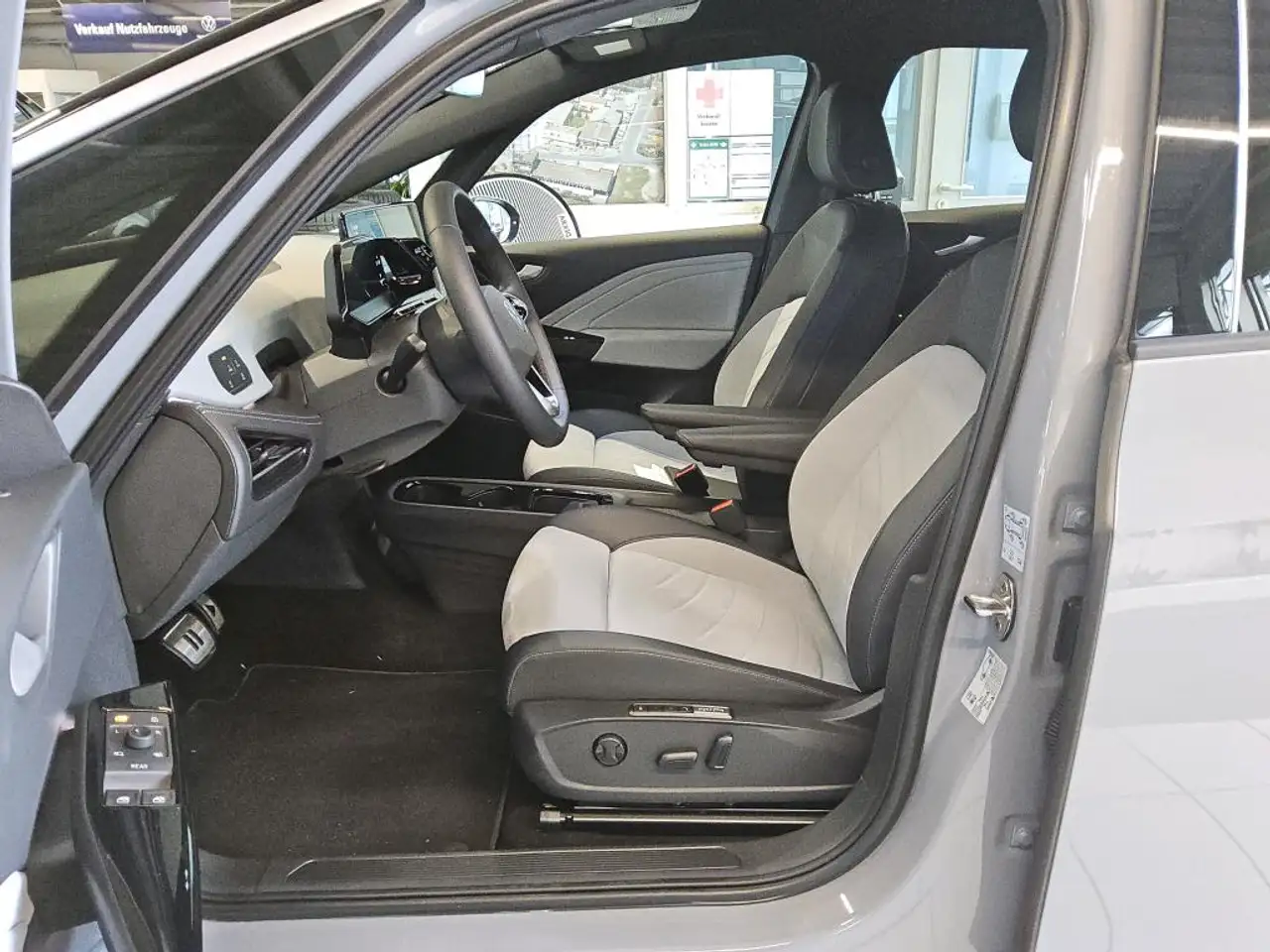 Volkswagen ID.3 Pro 150 kW Move Navi SHZ ACC LED RFK — Vehicle gallery 6