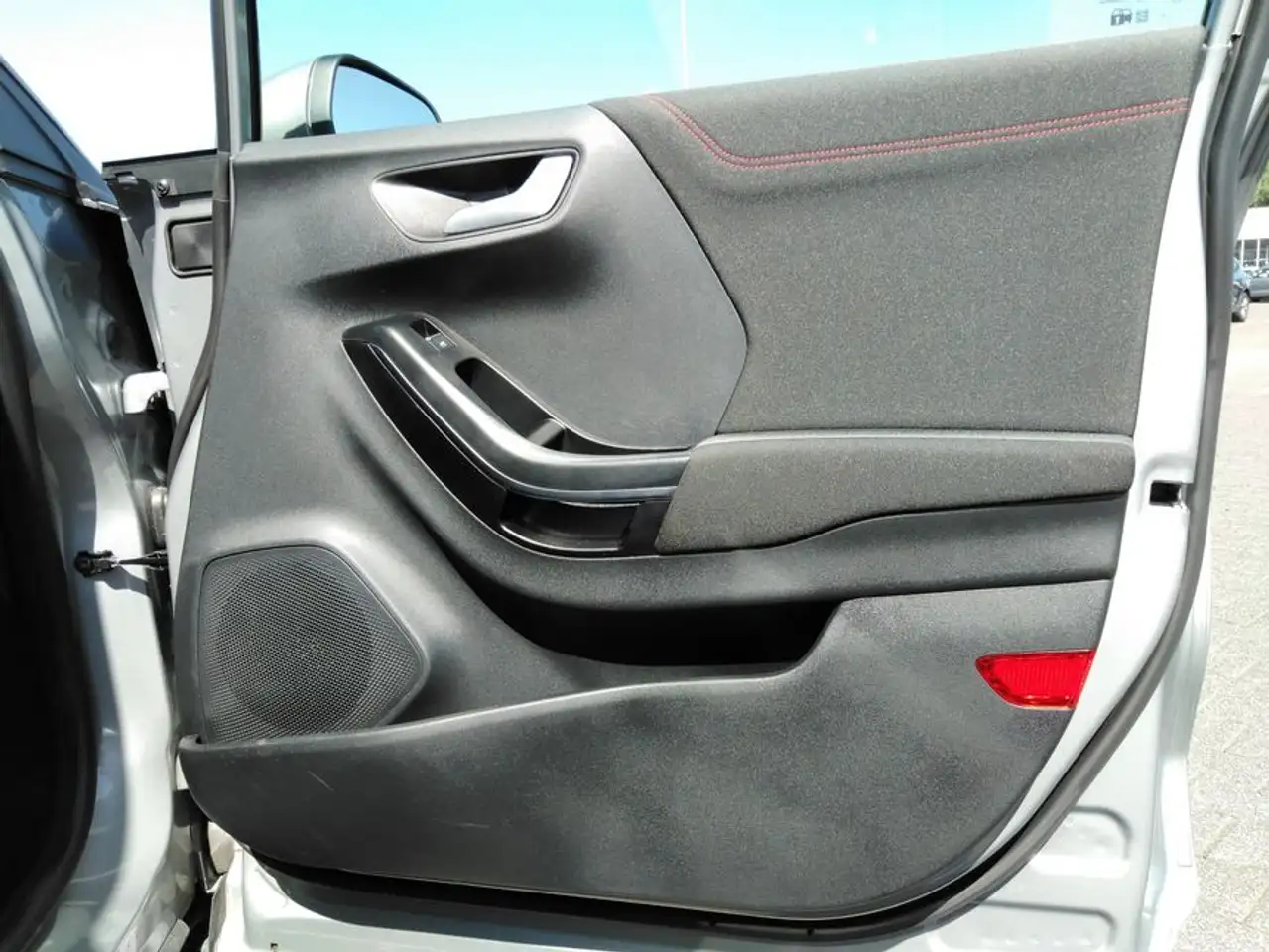 Ford Puma 1.0 EcoBoost Hybrid Aut. ST-LINE — معرض صور السيارة 15