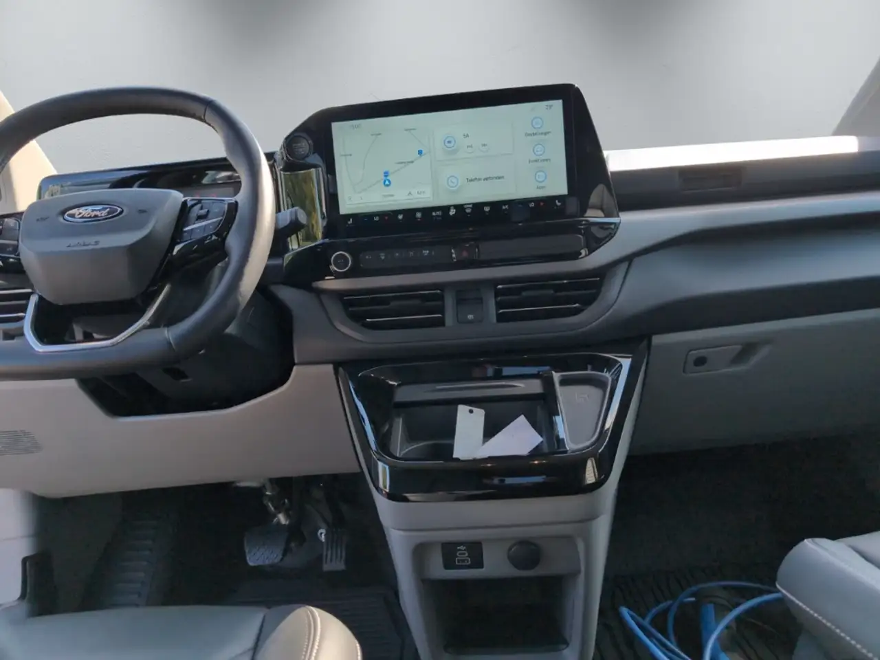 Ford Tourneo Custom Titanium X L2 Plug-in Hybrid Topausstattung — معرض صور السيارة 8