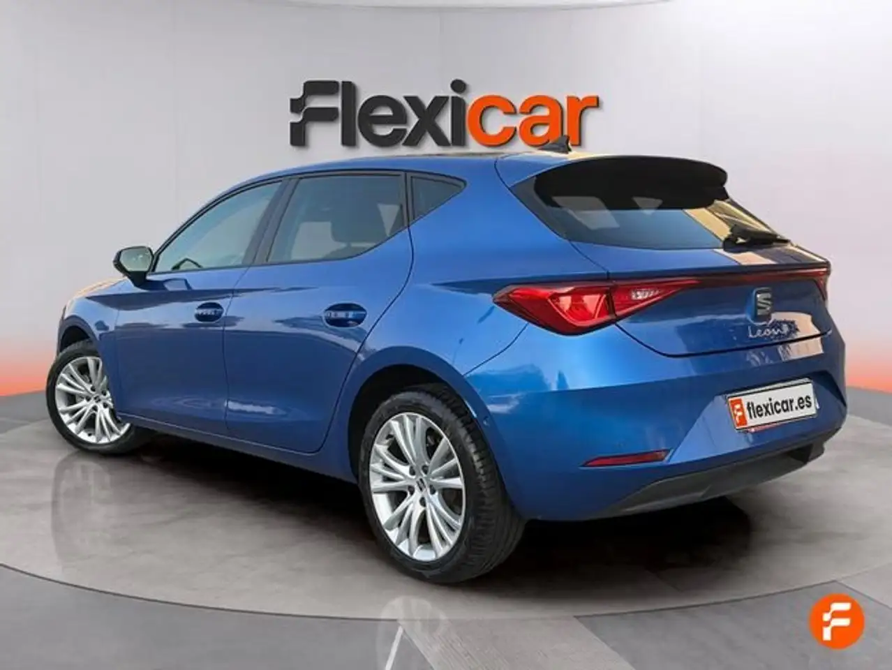 SEAT Leon 1.5 eTSI 110kW DSG S&S Style Special Ed — معرض صور السيارة 5