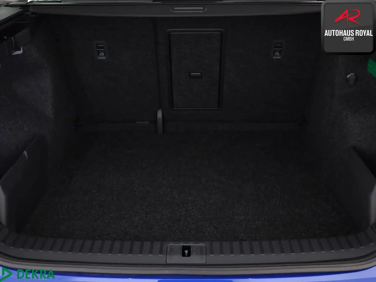 Skoda Enyaq 50 KAMERA,KESSY,SPURHALTE,LED,CARPLAY,PDC — معرض صور السيارة 21