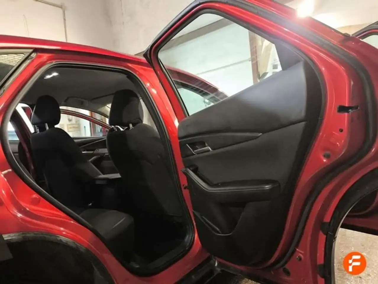 Mazda CX-30 2.0 90 kW 2WD AT Zenith (sin Pack Bose) — Galerie du véhicule 15