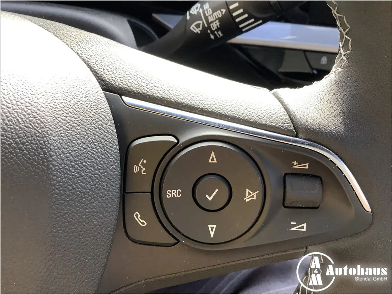 Opel Mokka 1.2 GS KLIMA PDC SHZ RÜCKFAHRKAMERA LED — Galería del vehículo 16