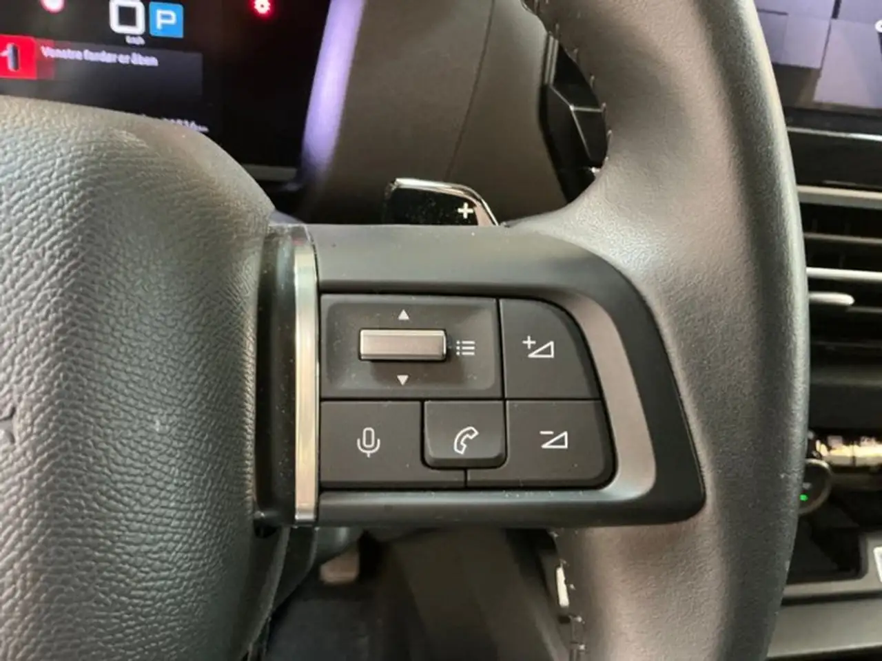 Citroen C4 VTR Sport 1.2 PureTech 130 Kamera LED Navi App — Galerie du véhicule 7