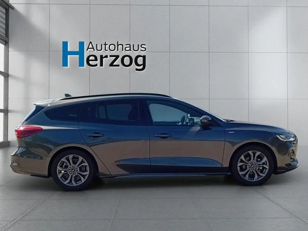 Ford Focus Turnier 1.0 EcoBoost Hybrid Aut. ST-LINE X — Galería del vehículo 6