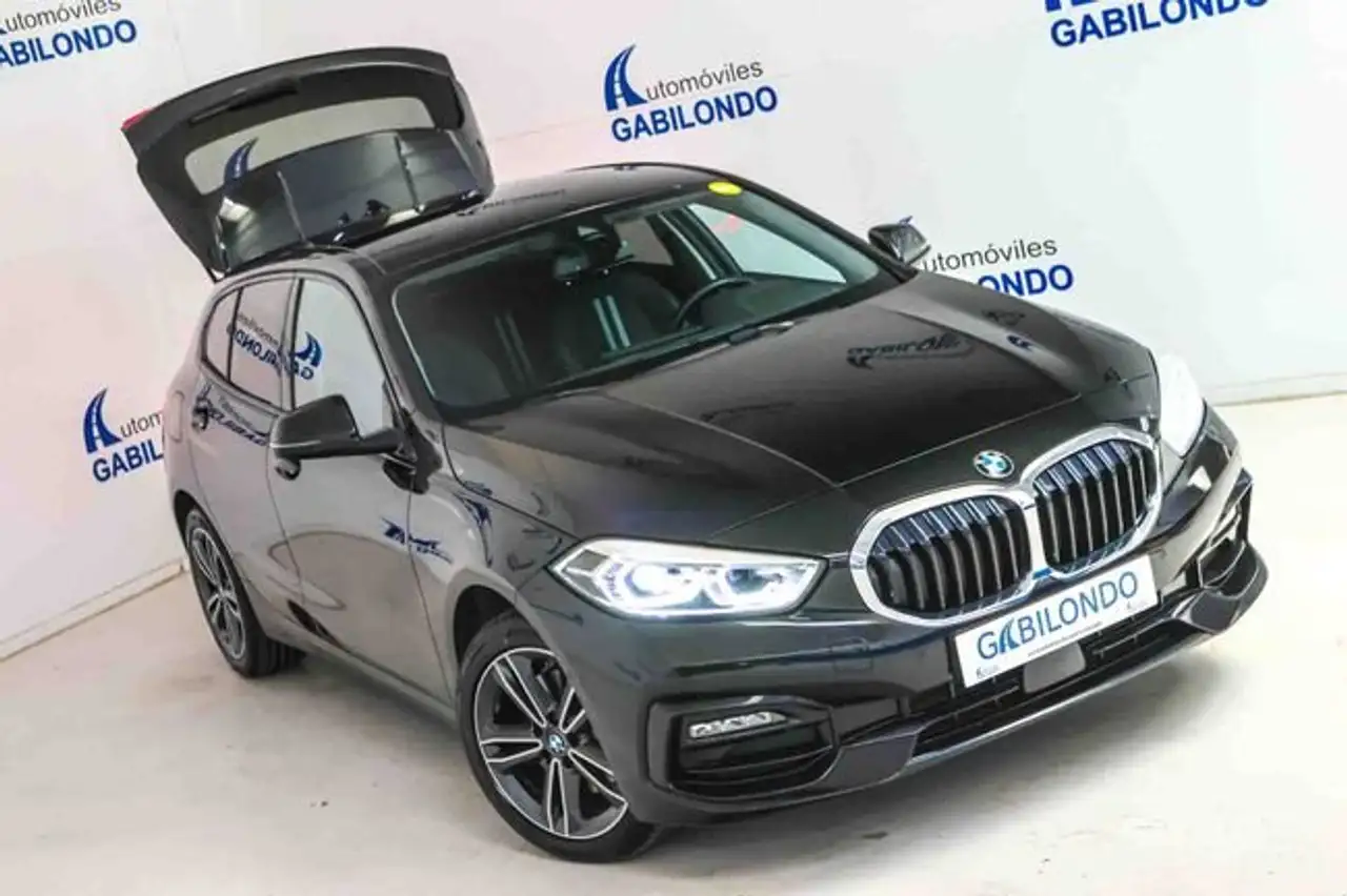 BMW 118 118iA — Galerie du véhicule 20