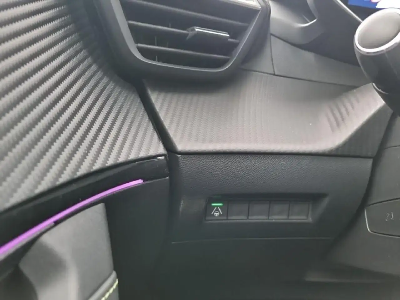 Peugeot 2008 Peugeot 2008 GT *SCHIEBEDACH*NAVI*KAMERA*ALCANTARA — Vehicle gallery 17