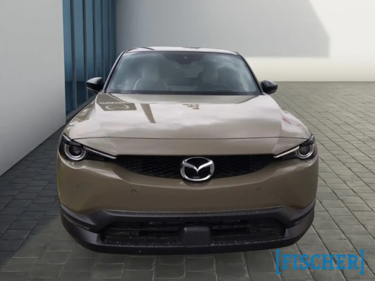 Mazda MX-30 e-SKYACTIV R-EV ADVANTAGE MC — Vehicle gallery 2