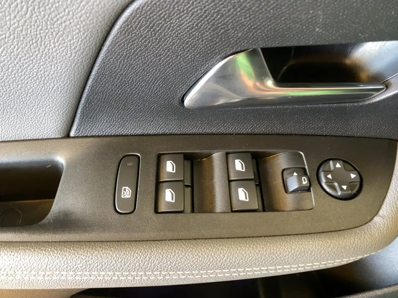 Opel Mokka 1.2 Turbo Elegance LED+SHZ+Winterp.+Kam. — Galerie du véhicule 22