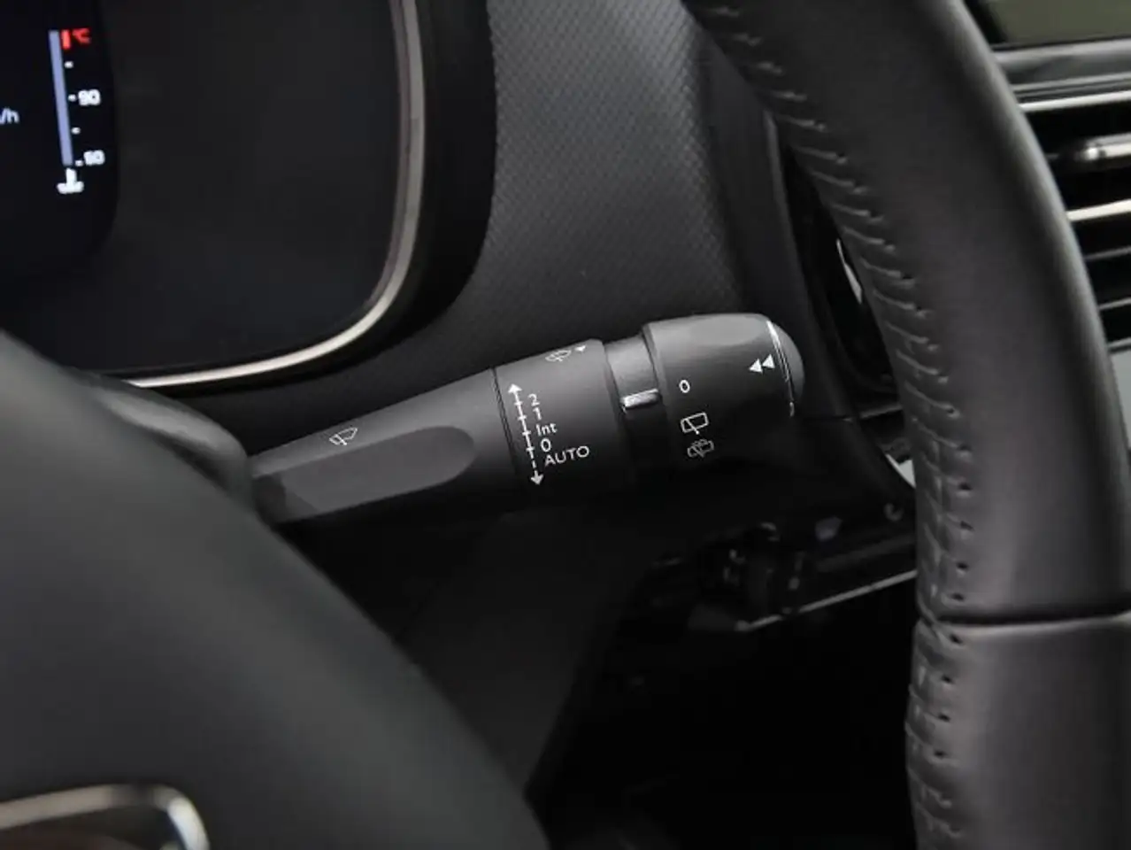 Citroen C5 Aircross PureTech 96kW (130CV) S&S Plus — معرض صور السيارة 17