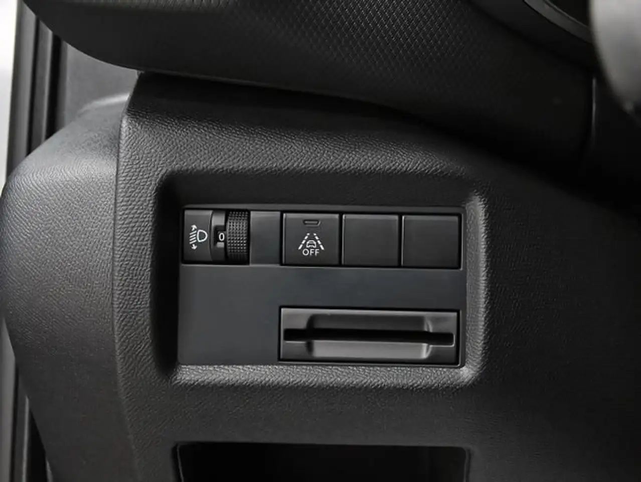 Citroen C5 Aircross PureTech 96kW (130CV) S&S Plus — معرض صور السيارة 14