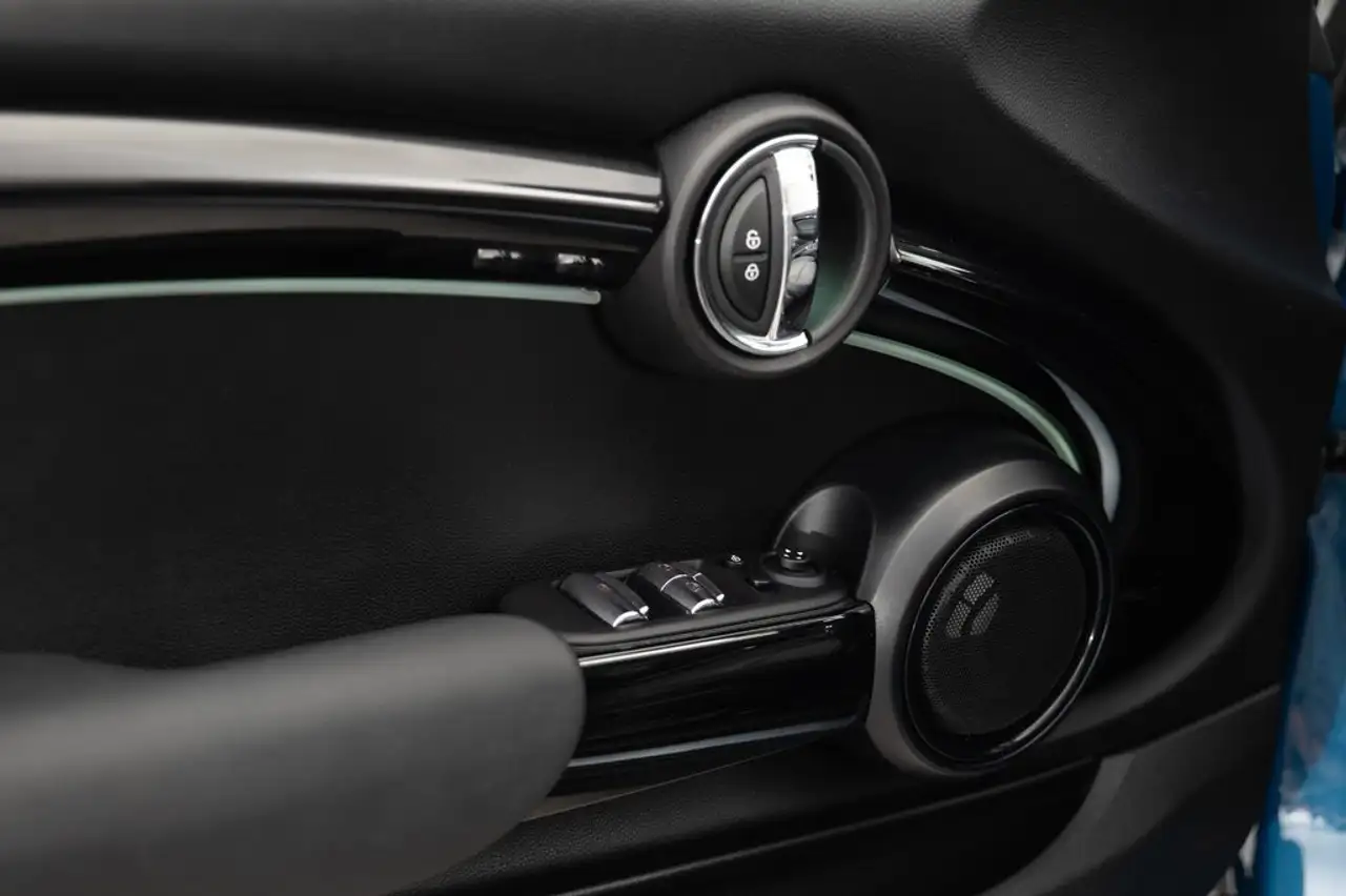 MINI Cooper Cabrio Aut. — Galería del vehículo 26