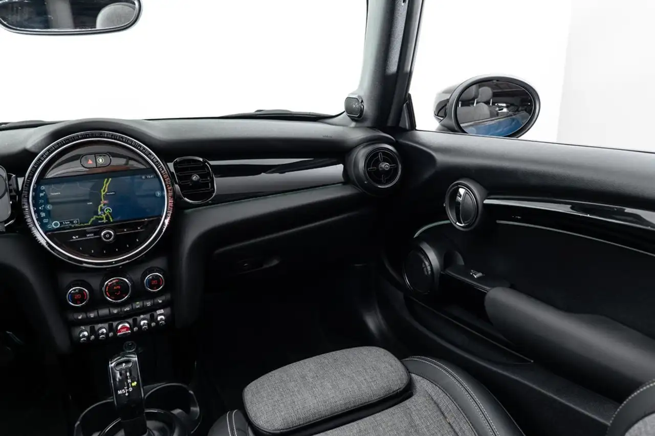 MINI Cooper Cabrio Aut. — Galería del vehículo 21