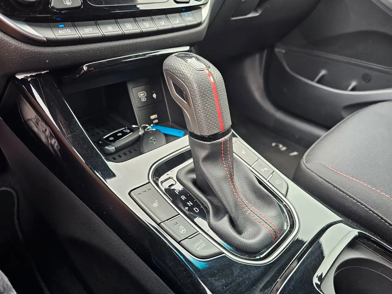 Hyundai i30 1,5T-GDI DCT N Line Mild-Hybrid — Vehicle gallery 17