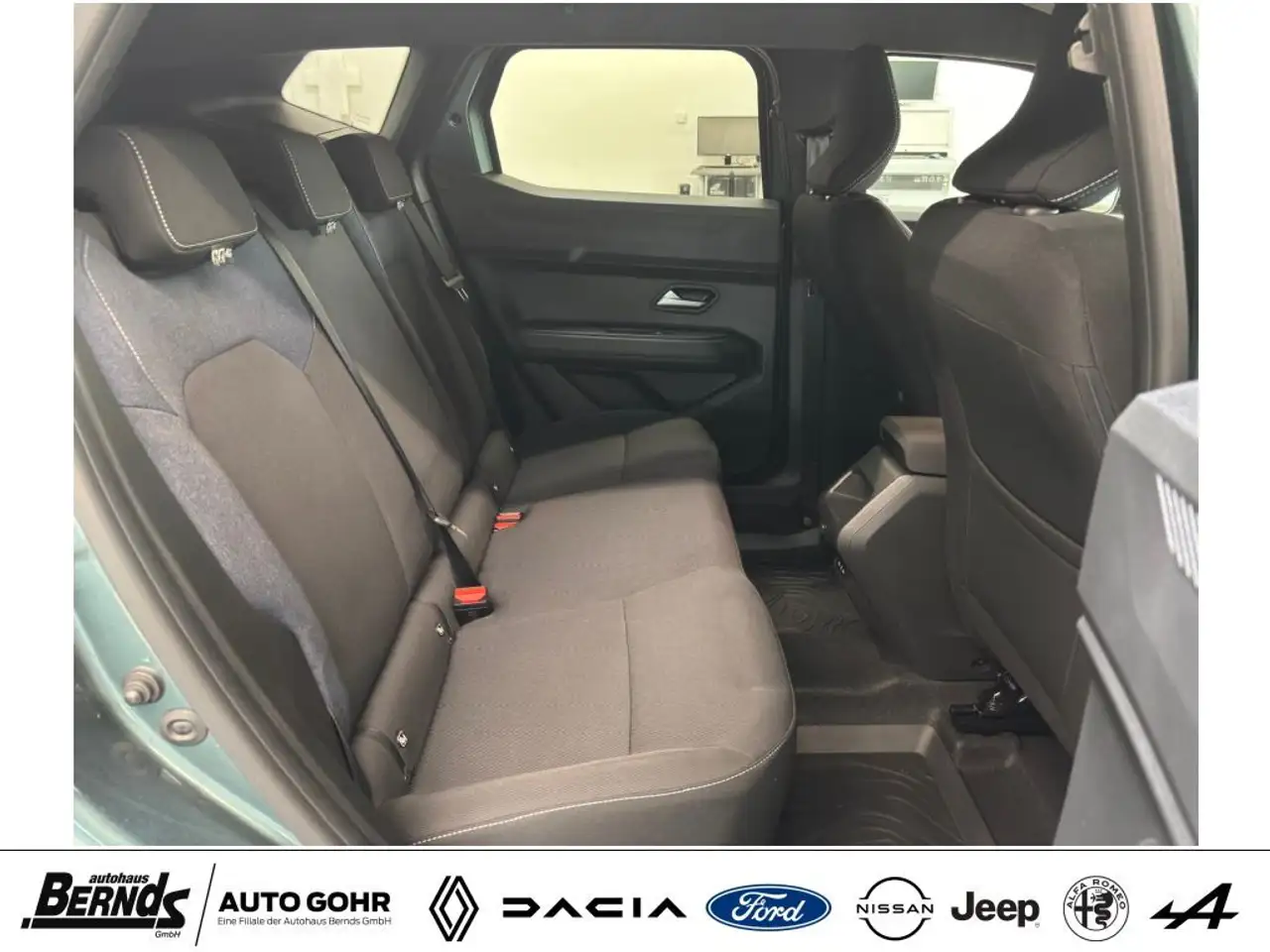 Dacia Duster Hybrid 140 Journey Winter+P. CityP. Assistent uvm. — Galería del vehículo 4