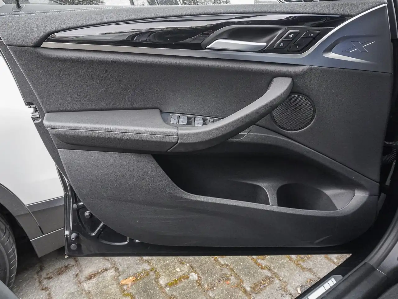BMW iX3 M SPORT M Sport PANO ACC RFK NAVI LED DAB — معرض صور السيارة 13