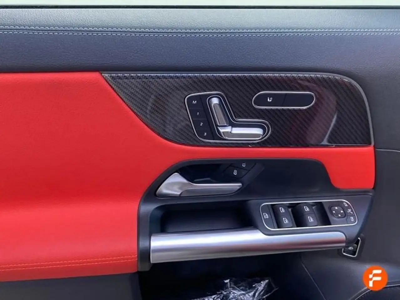 Mercedes-Benz GLA 35 AMG Mercedes-AMG 4MATIC — معرض صور السيارة 21
