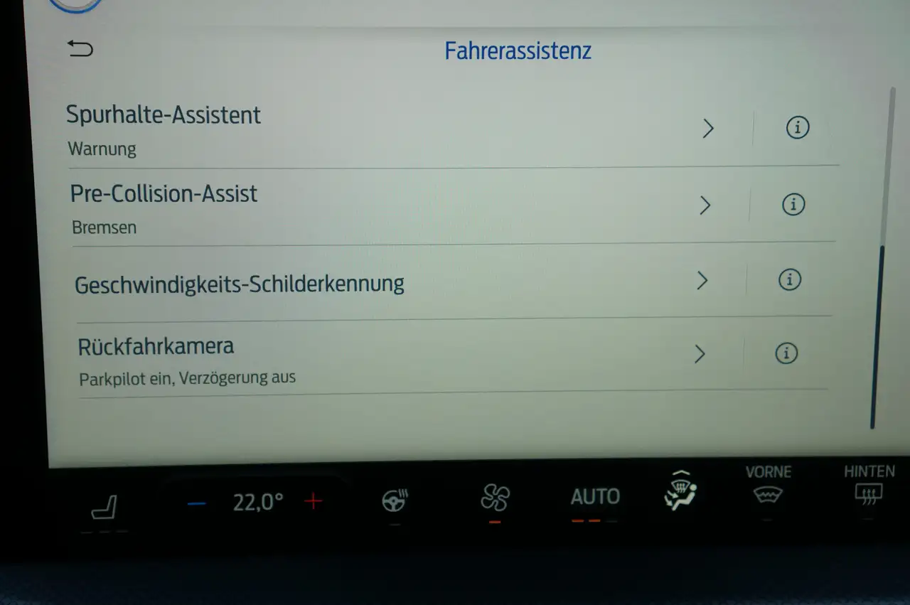 Ford Focus Active X ***KAMERA*NAVI*KEY-FREE*LED*** — Galerie du véhicule 23