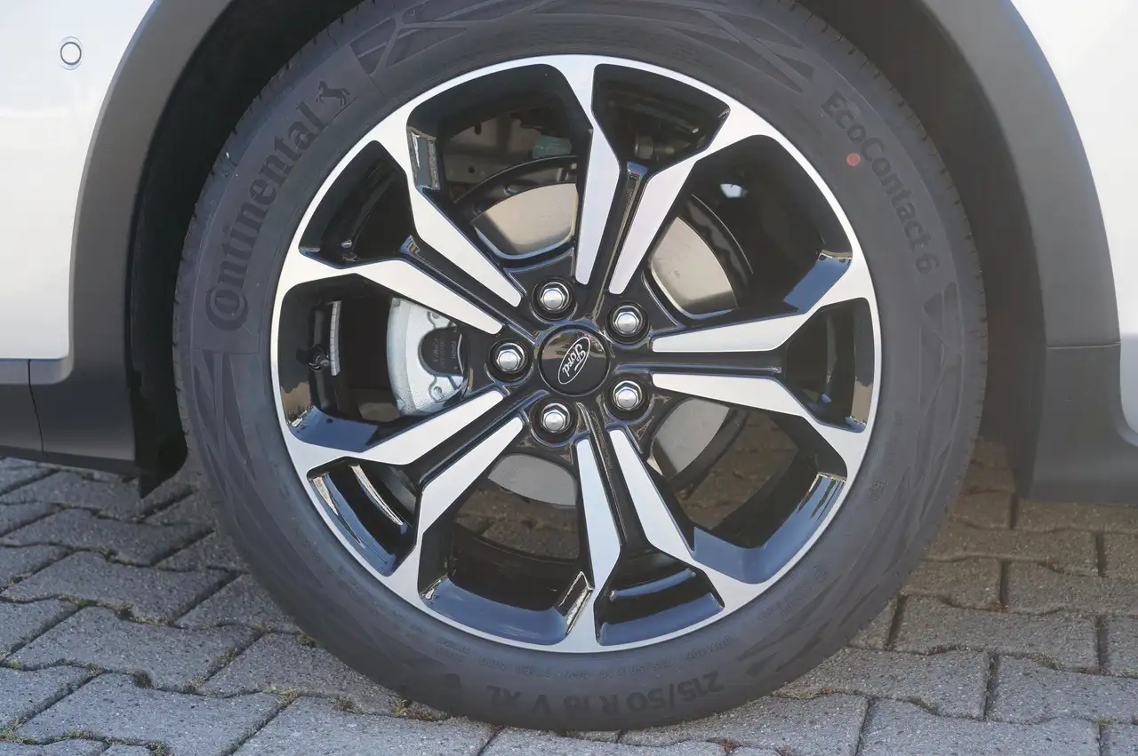Ford Focus Active X ***KAMERA*NAVI*KEY-FREE*LED*** — Galerie du véhicule 8