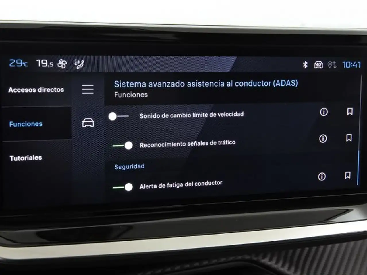 Peugeot 208 1.2 Puretech S&S Allure 100 — Galería del vehículo 29