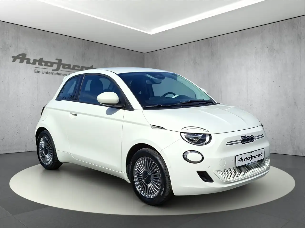 Fiat 500 -e Base Automatik — معرض صور السيارة 7