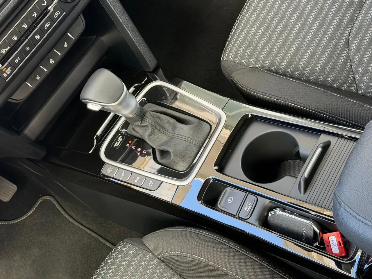 Kia Ceed SW / cee'd SW 1.6 PHEV DCT | SPIRIT | LED | NAV | HDA — معرض صور السيارة 17