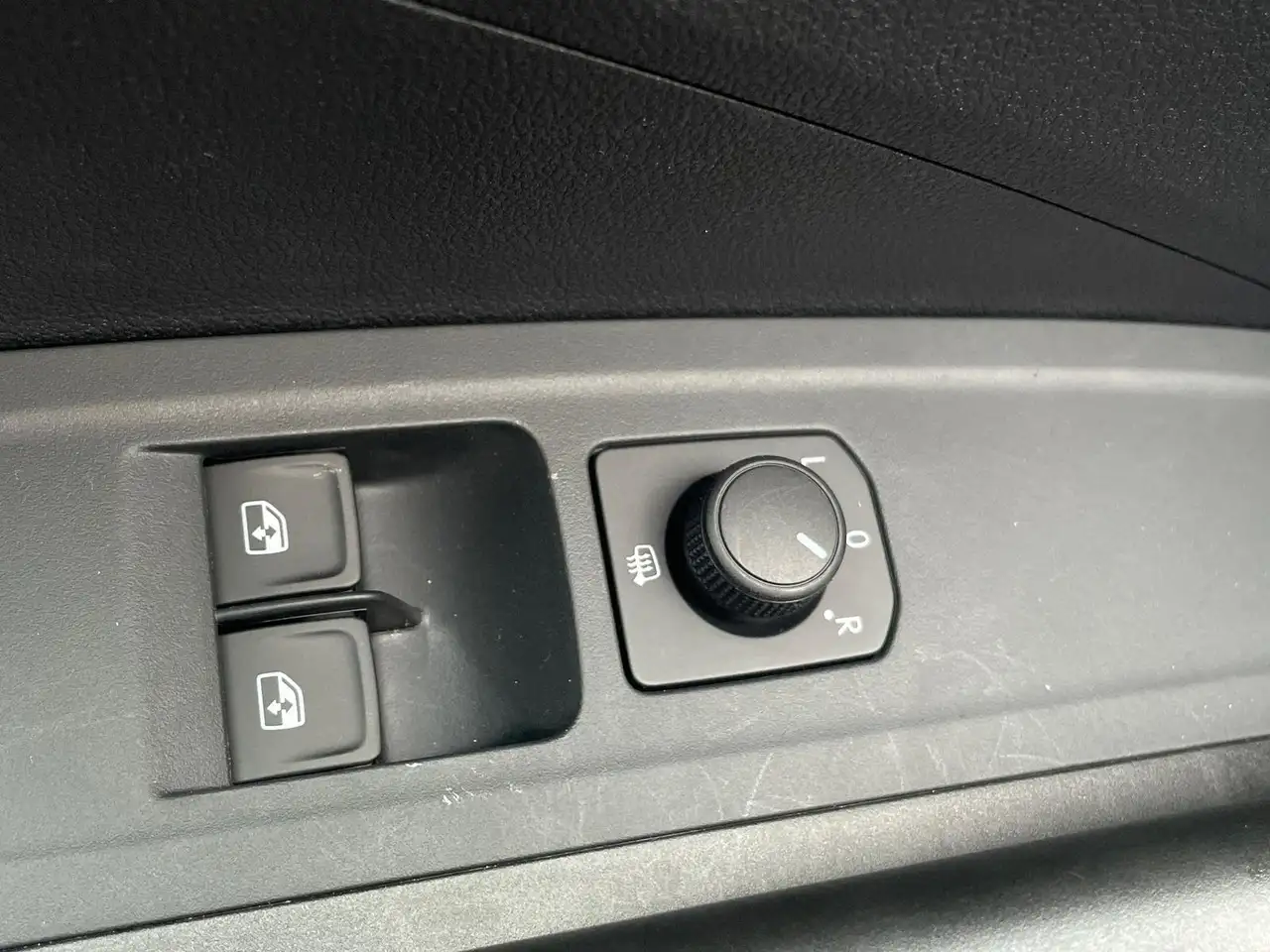 Skoda Fabia Essence Metallic — معرض صور السيارة 16