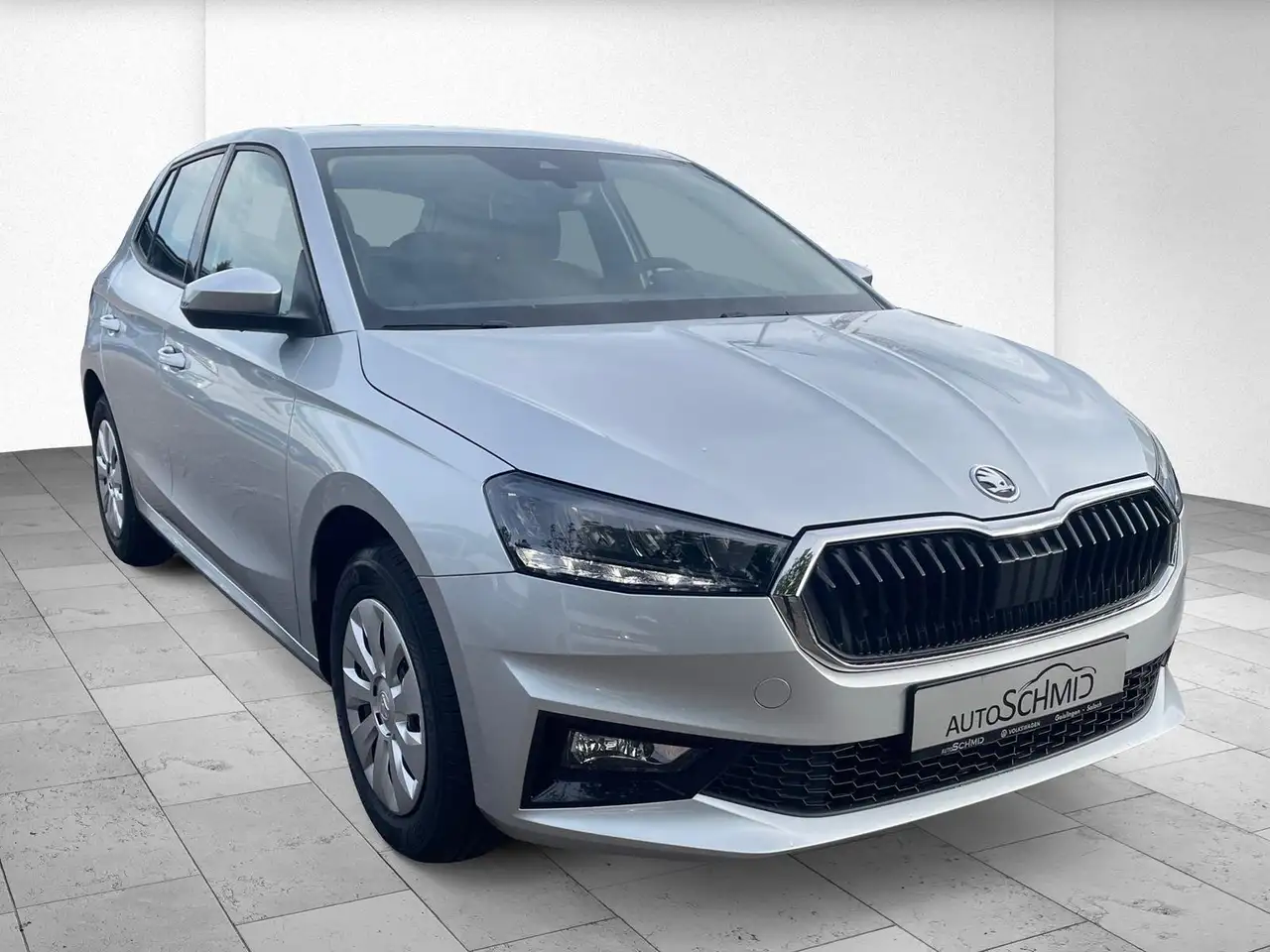 Skoda Fabia Essence Metallic — معرض صور السيارة 4