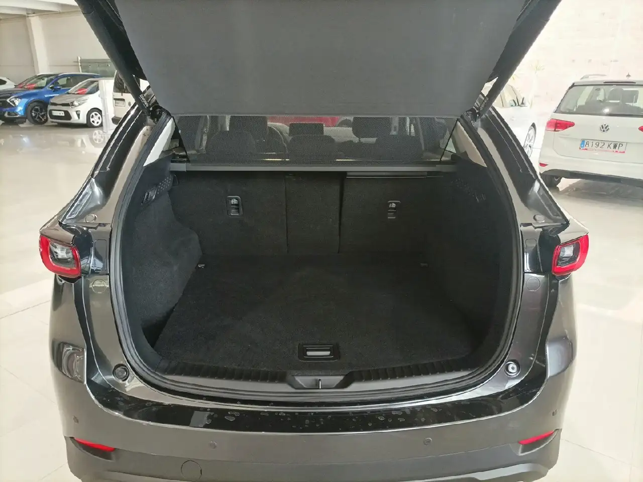 Mazda CX-5 2.2 Skyactiv-D Advantage 2WD 110kW — معرض صور السيارة 7