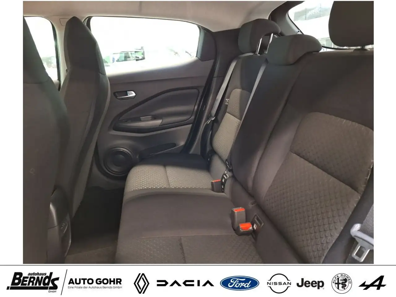 Nissan Juke 1.0 DIG-T Acenta Connect NAVI KomfortP. Voll-LED — معرض صور السيارة 9