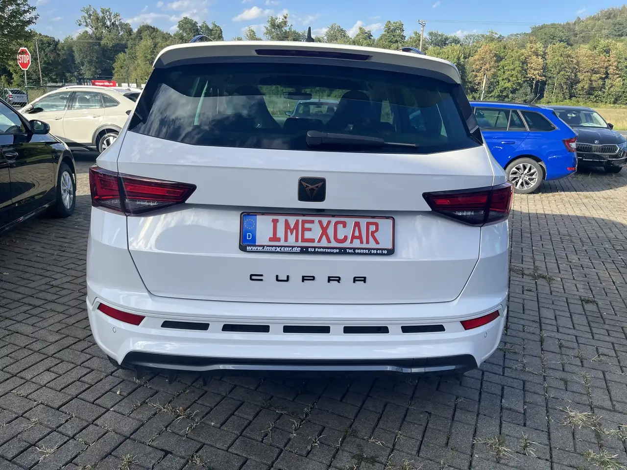 CUPRA Ateca 1,5 TSI DSG + Navi + Kamera + 19 Zoll + Voll LED + — Vehicle gallery 17