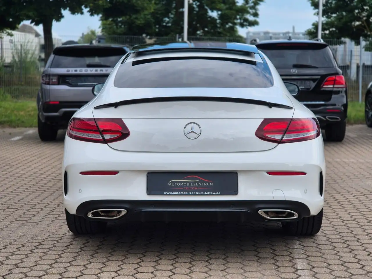 Mercedes-Benz C 200 C200 Coupé AMG Line Multibeam Pano Night Keyless — Galerie du véhicule 8