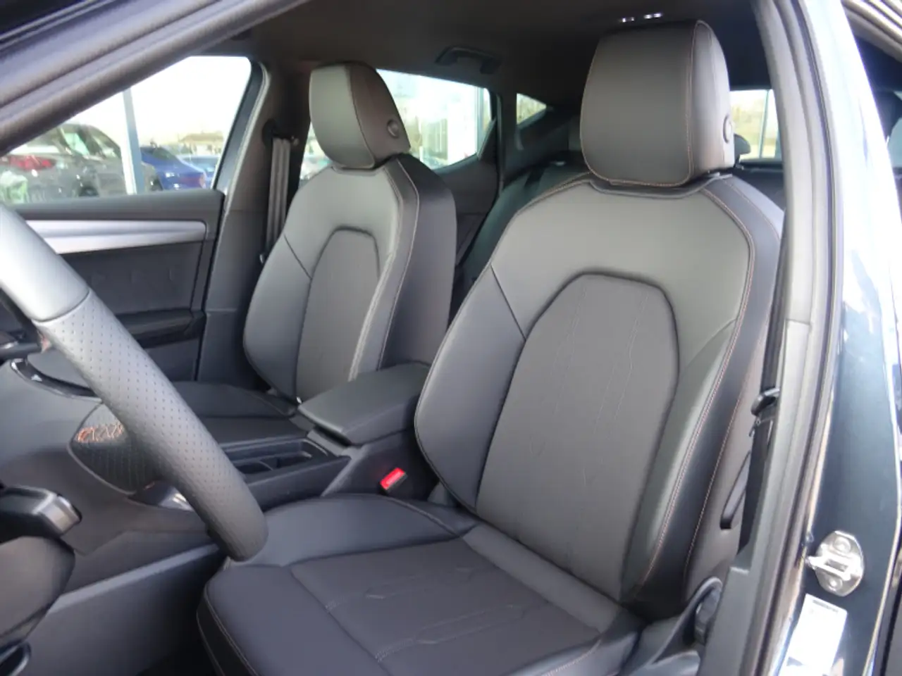 CUPRA Leon Leon 1.5 TSI ACT 150PS Navi ACC Sitzheiz. Kamera P — Galerie du véhicule 8