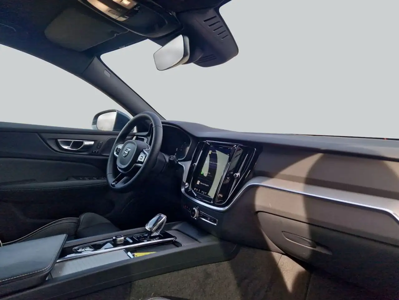 Volvo V60 B4 B DKG Plus Bright Teil-Leder Audio HK 360°V — معرض صور السيارة 12