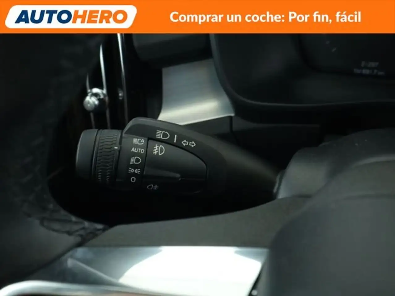 Volvo XC40 1.5 T2 Core 2WD — معرض صور السيارة 26