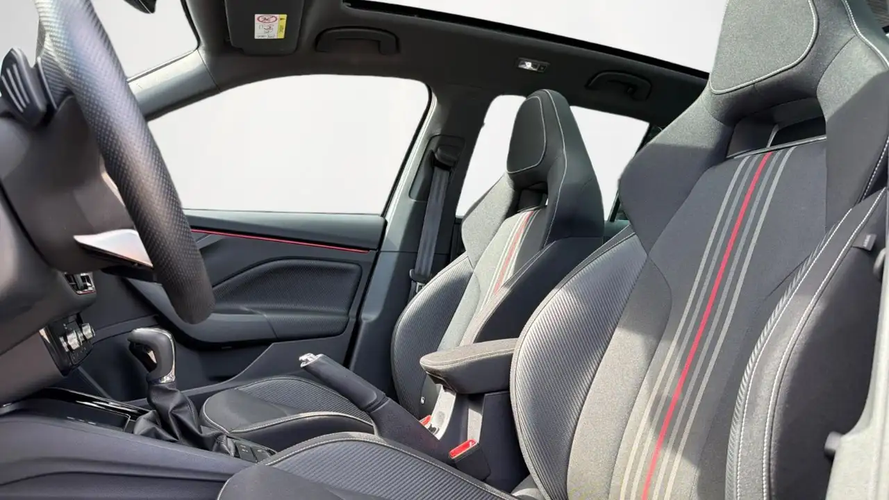 Skoda Kamiq Monte Carlo MATRIX PANO ALU SHZ — Galerie du véhicule 10