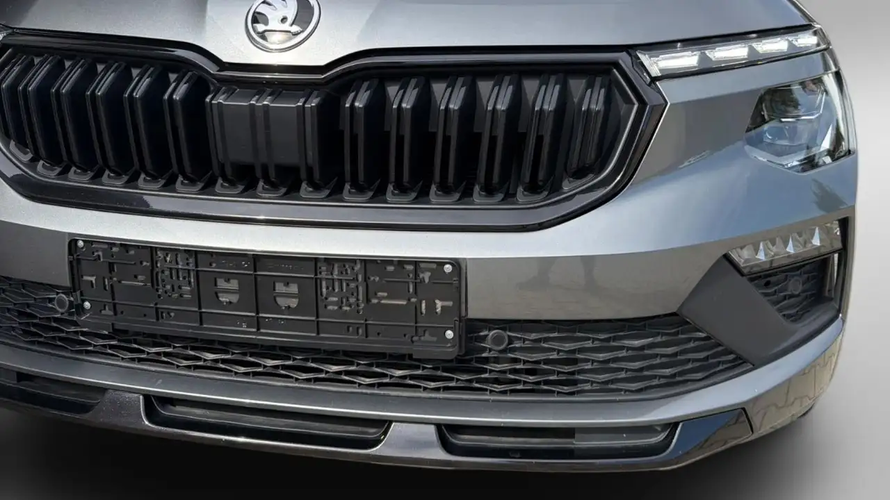 Skoda Kamiq Monte Carlo MATRIX PANO ALU SHZ — Galerie du véhicule 26