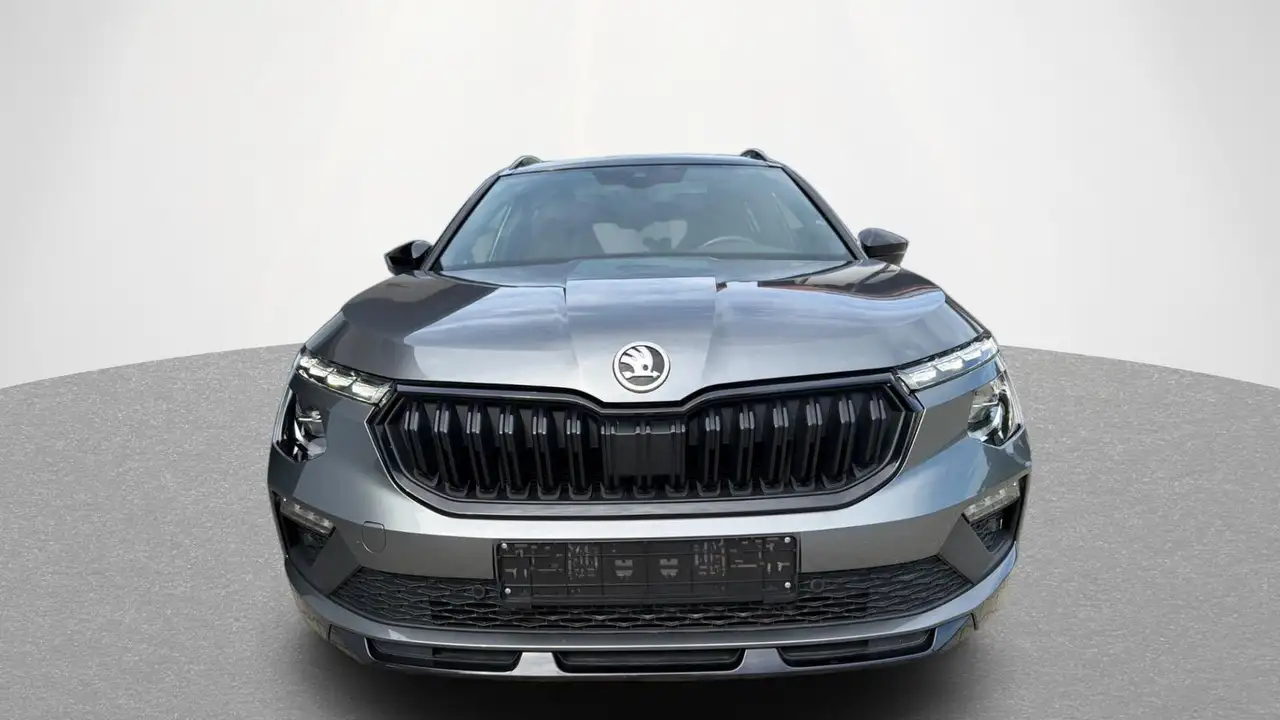 Skoda Kamiq Monte Carlo MATRIX PANO ALU SHZ — Galerie du véhicule 8