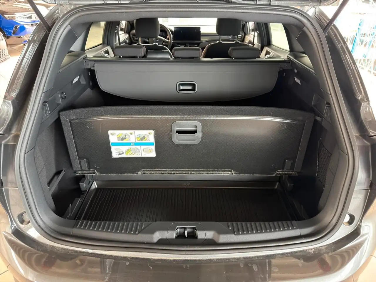 Ford Focus 1,0 EcoBoost Hyb. 114kW ST-Line X Tur AT — معرض صور السيارة 21