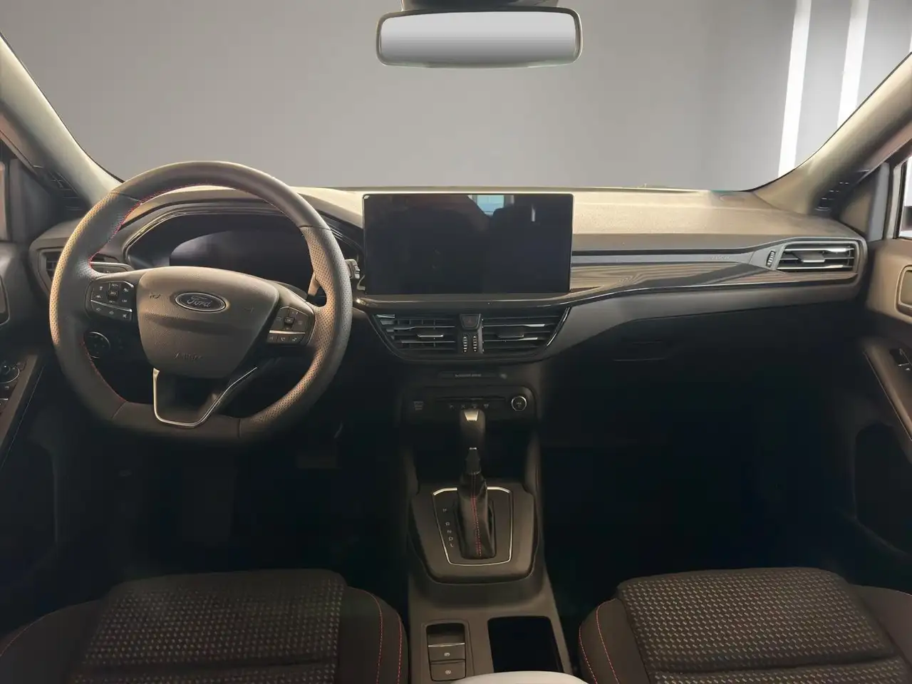 Ford Focus 1,0 EcoBoost Hyb. 114kW ST-Line X Tur AT — معرض صور السيارة 14