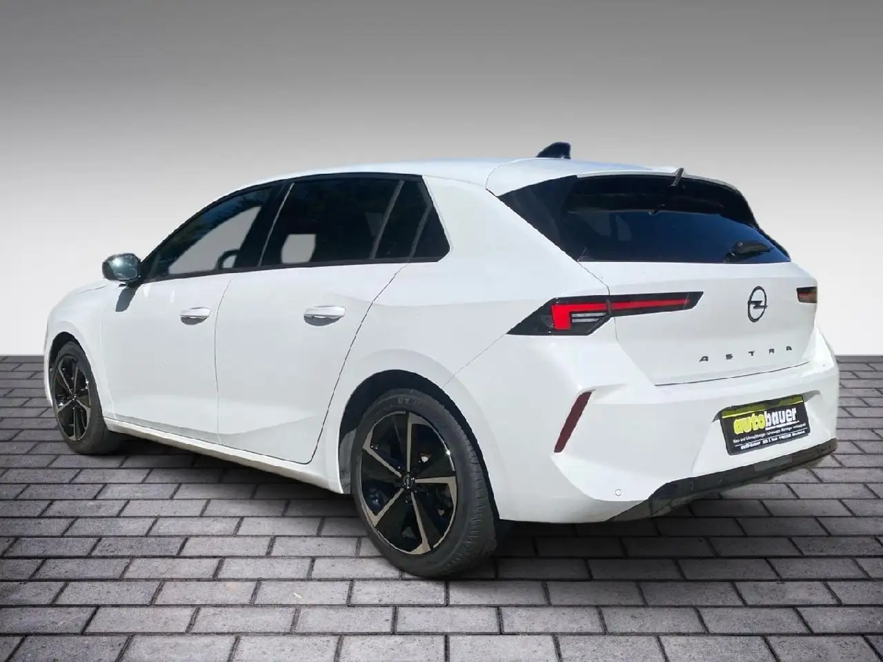 Opel Astra GS ALU / NAVI / SHZ / 360° / HUD / HIFI — Galerie du véhicule 4